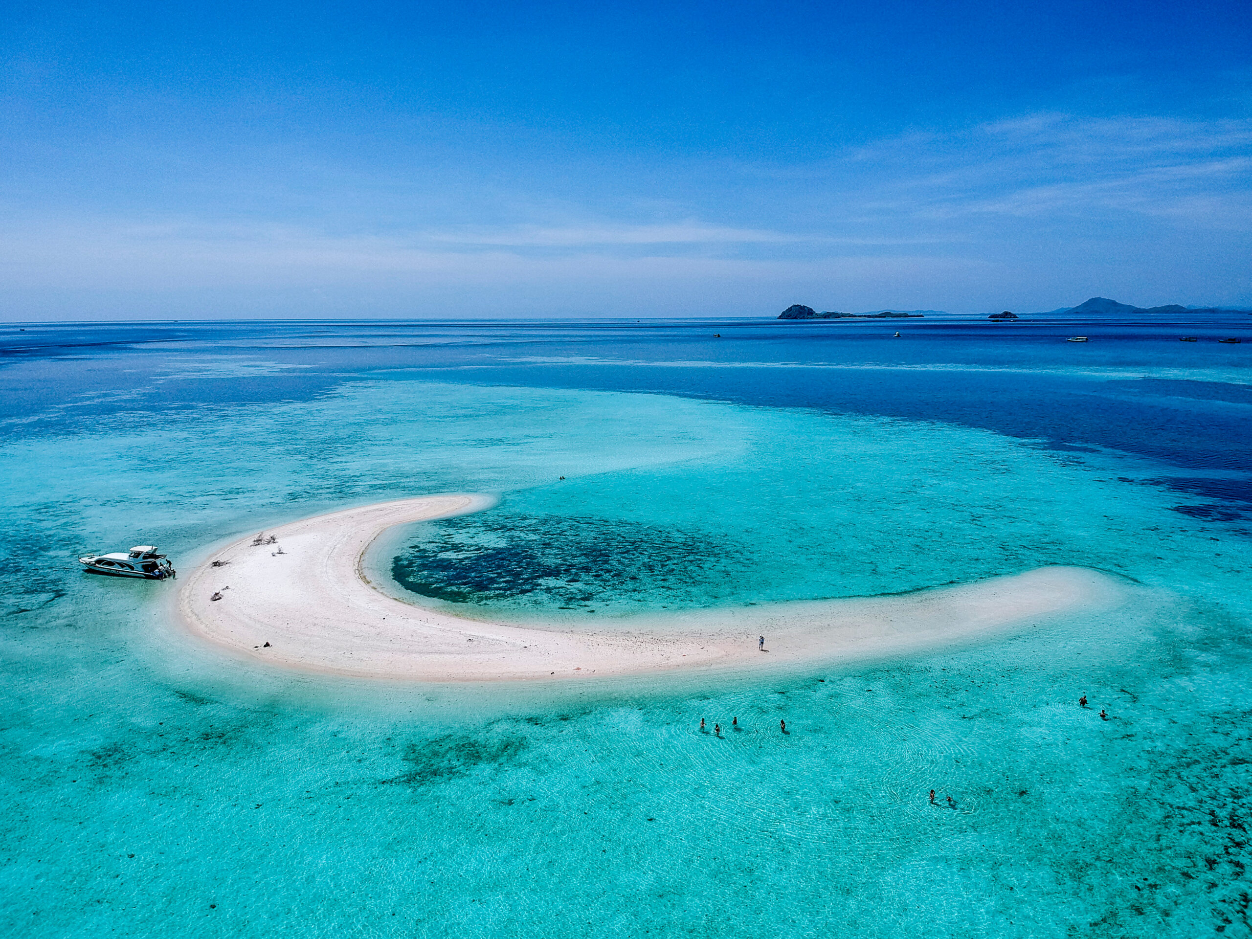 Manta,Point,Beach,Komodo,Island