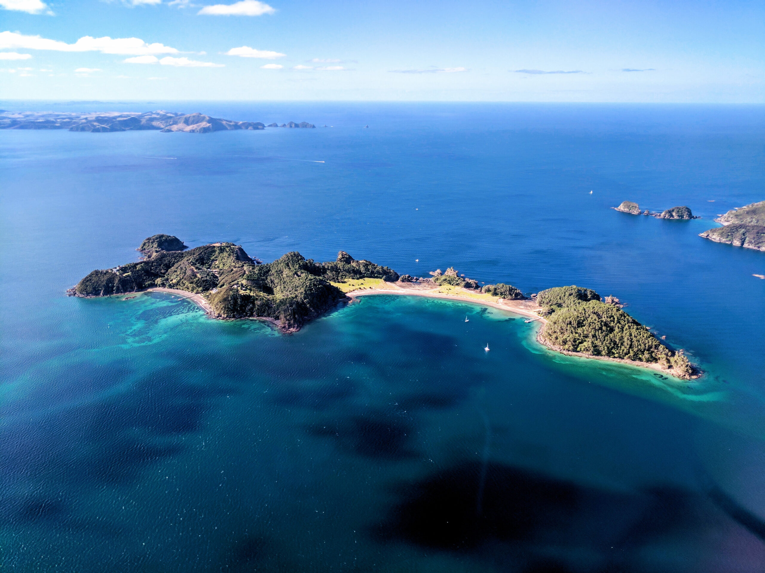 Opua,Island,,New,Zealand,From,A,Helicopter.,Tropical,Paradise.