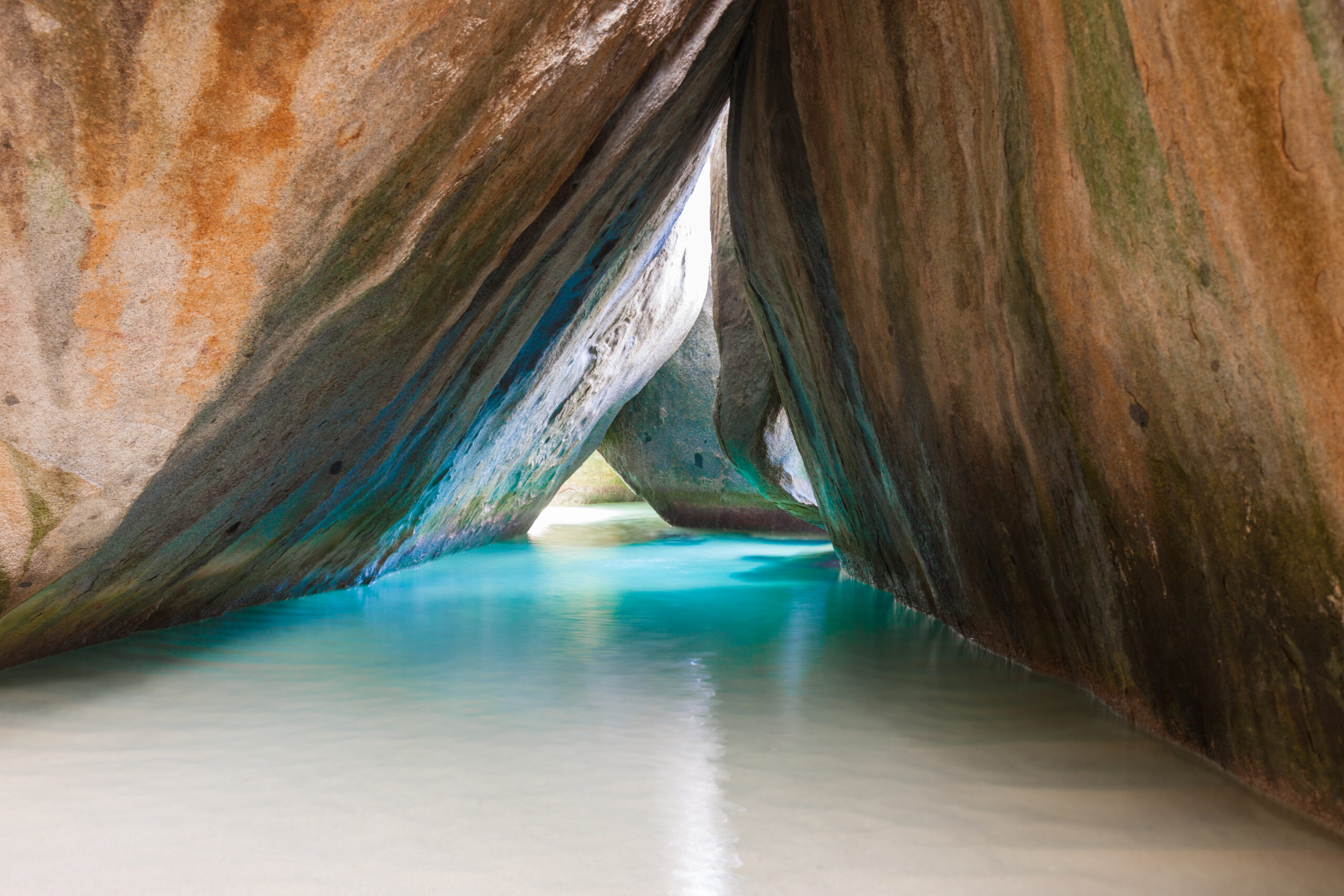 Famous,Beach,And,Rock,Formation,Called,The,Bath,On,Virgin