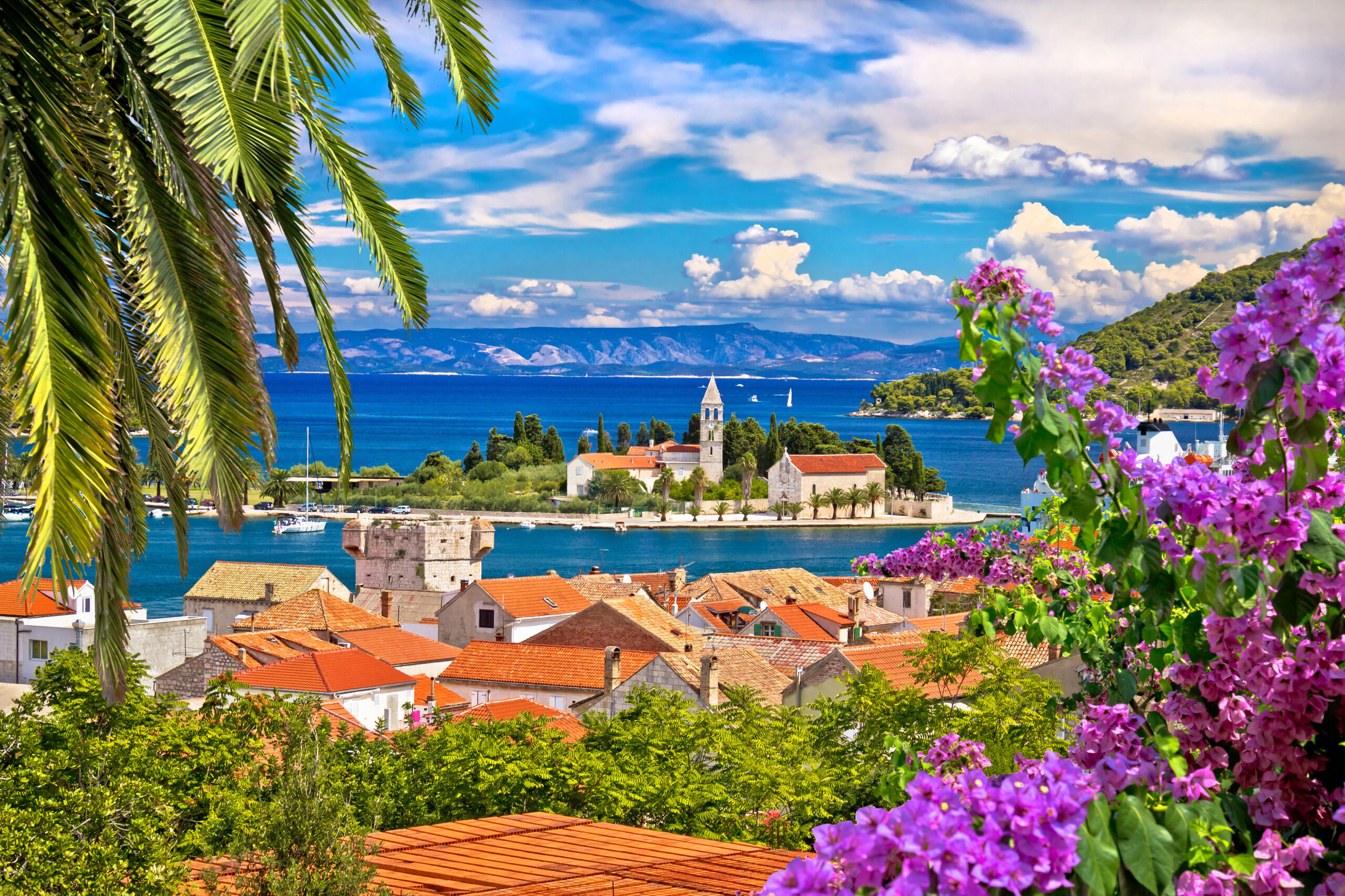 Scenic,Island,Of,Vis,Waterfront,,Dalmatia,,Croatia