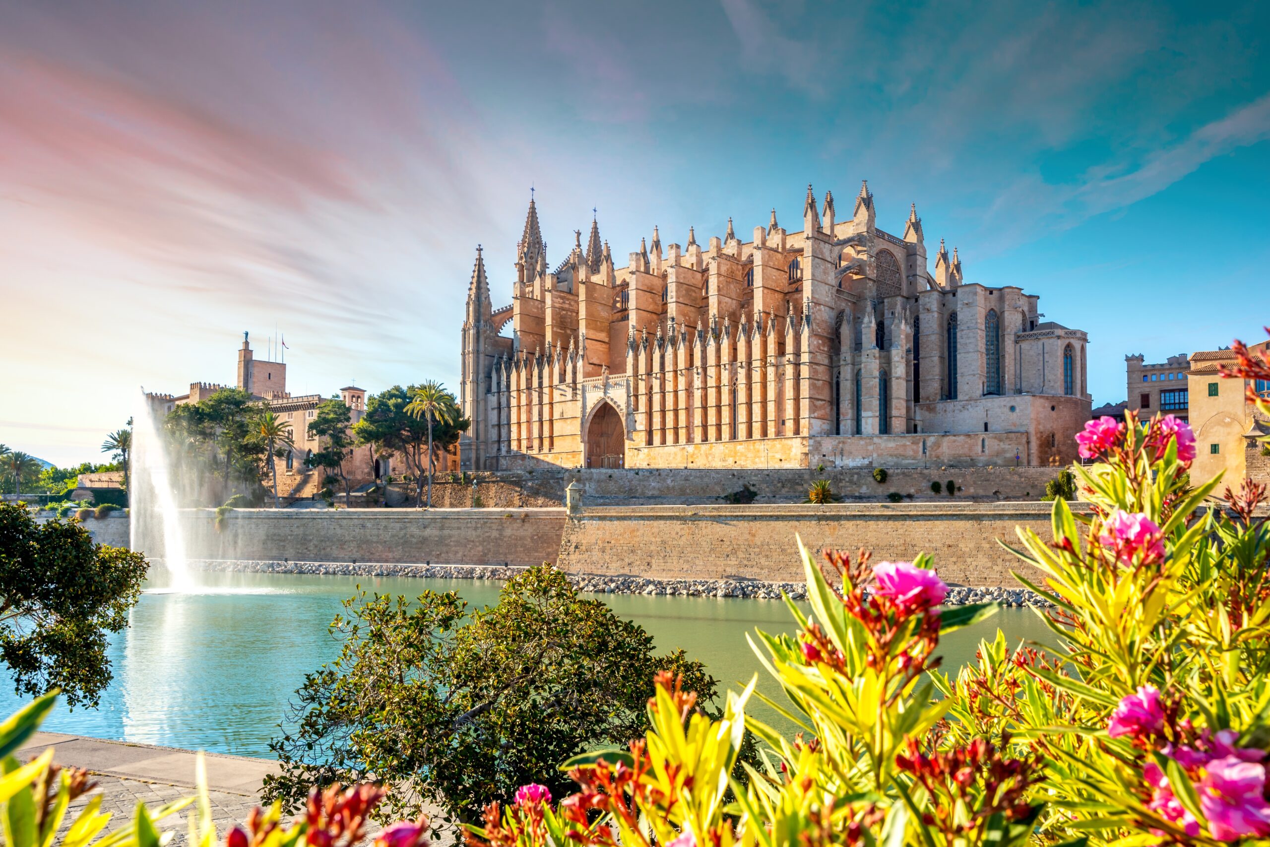 Spain-Palma-de-Mallorca-cathedral picture